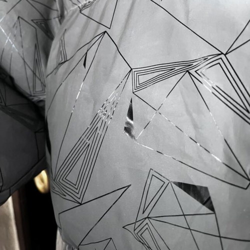 Maui & Sons Jacket like new, windproof and waterproof, gray-silver