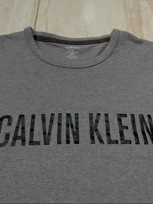 Calvin Klein grey T-shirt, medium