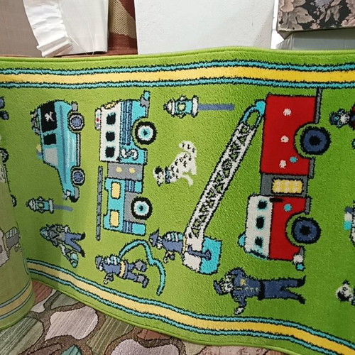 Children's bedroom rug set new with antistatic yarns