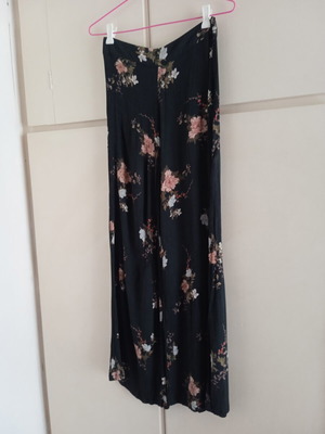 Pull & Bear pants small, like new, multicolor