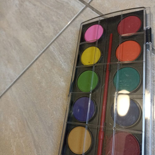 Watercolor paint set with brush, unused