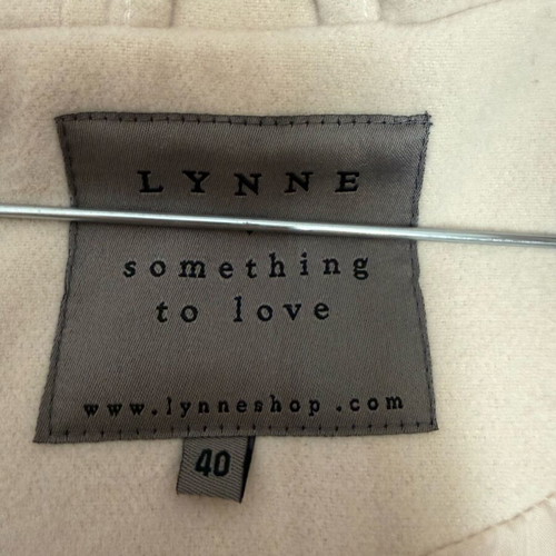 Lynne coat jacket like new, baby pink with removable fur