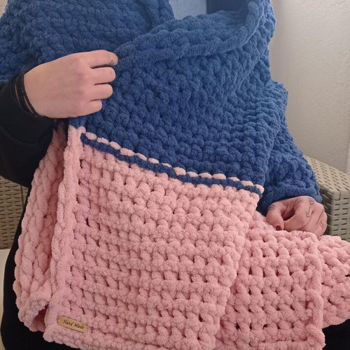 Handmade scarf with Alize Puffy yarn in blue and pink, made to order
