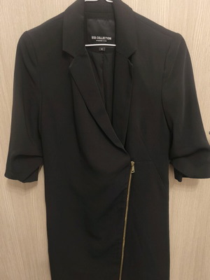 Φόρεμα BSB μίνι με μανίκια 3/4 σαν καινούργιο, μαύρο με χρυσό φερμουάρ