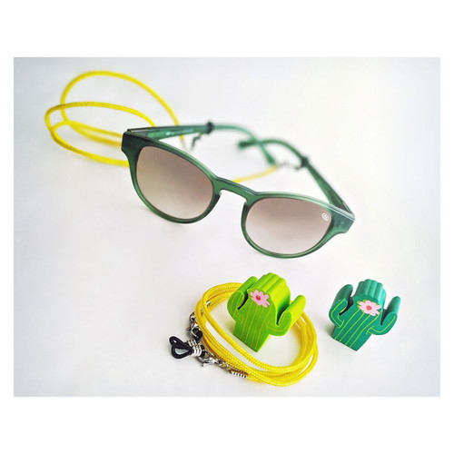 Moritz green sunglasses like new with case