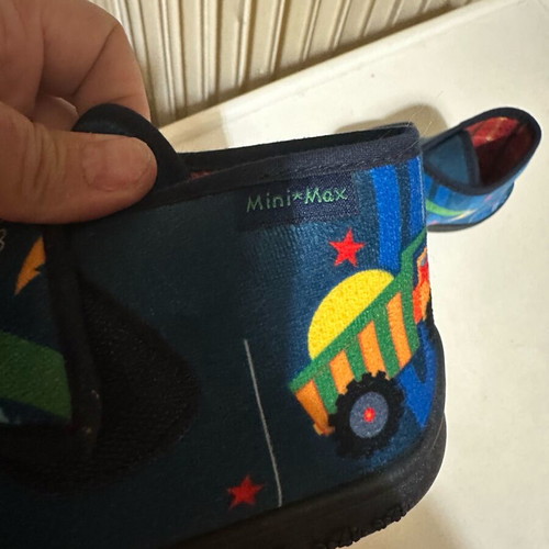 Minimax anatomical shoes size 29, leather inside, new