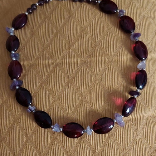 Amethyst necklace like new, maximum length 55cm