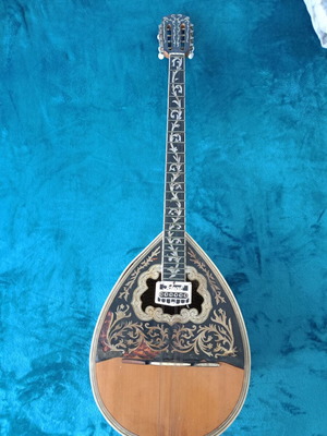 Old tetrahordo bouzouki with Ideal pickup used, 1970s, worn