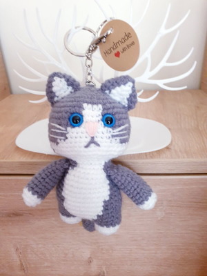 Amigurumi Cat Keychain handmade, new, gray and white