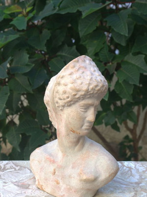 Terracotta bust used, Julius Flavius, Flavian period style
