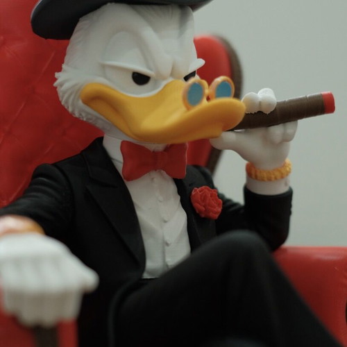 Scrooge McDuck collectible figure new, 3D printed Disney