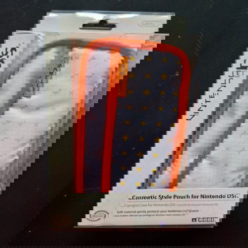 Nintendo DS оригинален калъф нов запечатан за DSi или DS Lite