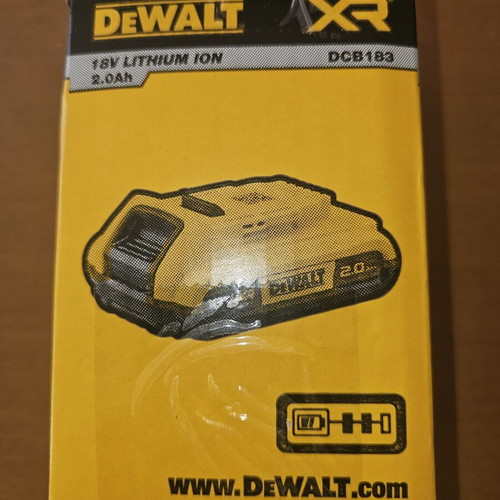 DeWalt Μπαταρία Εργαλείου Λιθίου 18V 2Ah καινούργια, σφραγισμένη