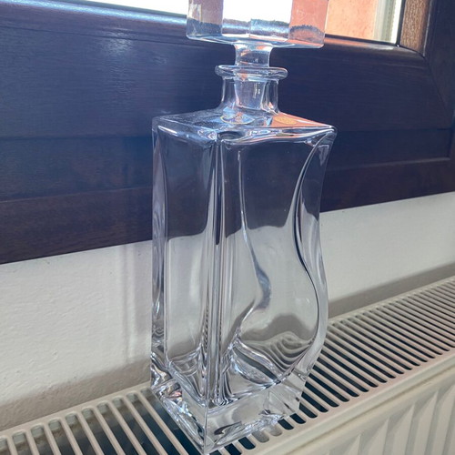 Bohemian crystal carafe new with modern design