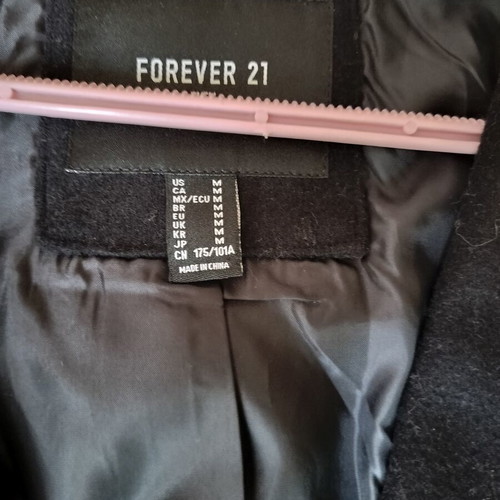 Coat Forever 21 black size M like new