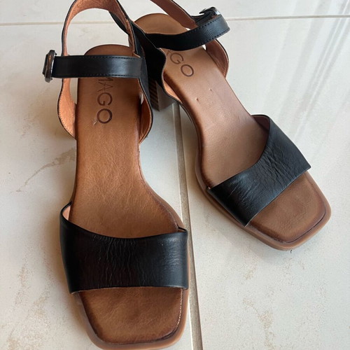 MAGO women's sandals no 38 black like new