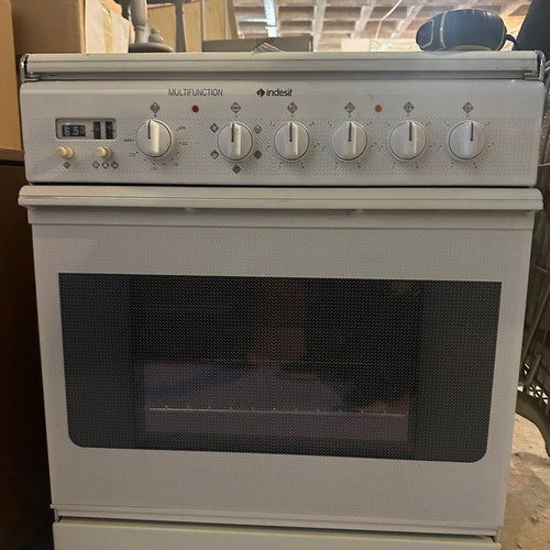 Indesit electric oven new with air function