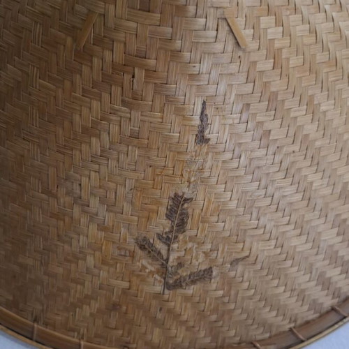 Traditional Asian Conical Hat made of Bamboo and Straw like new, 40cm