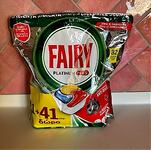 39 ταμπλέτες για πλυντήριο πιάτων Fairy Platinum Plus Λεμόνι