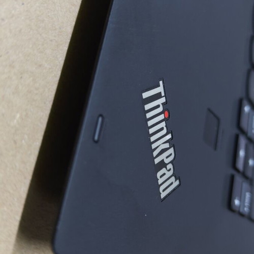 Lenovo ThinkPad Yoga laptop-tablet with pen, used, 14" Full HD touchscreen