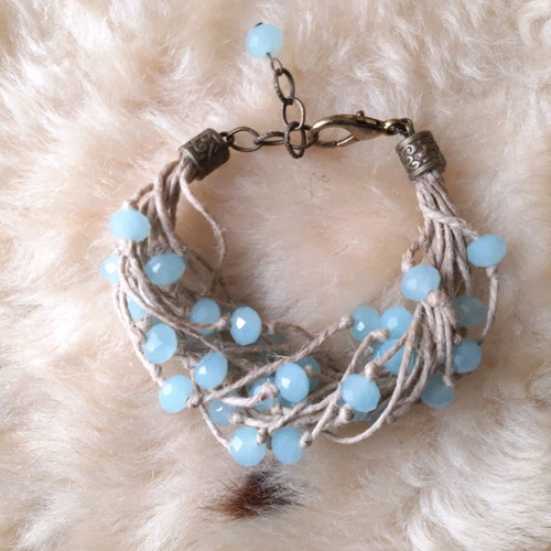Bracelet with crystals and linen used