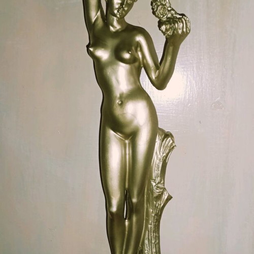 Female statue 44cm gold, like new, alabaster