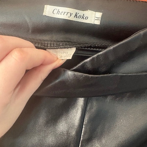 Cherry Koko leather pants medium black used