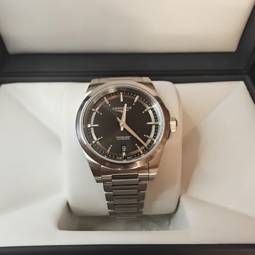 Longines Conquest 38mm black wristwatch