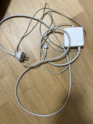 Mac charger used, for repair or collection