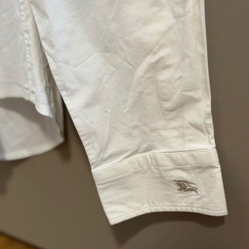Burberry women's shirt white like new, sizes S-M