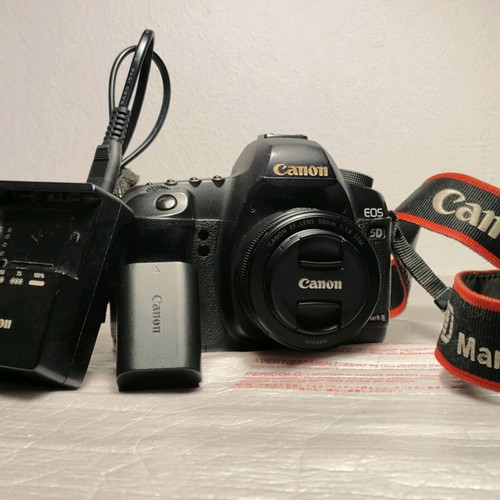 Canon 5D Mark II camera and EF 50mm f/1.8 STM lens used