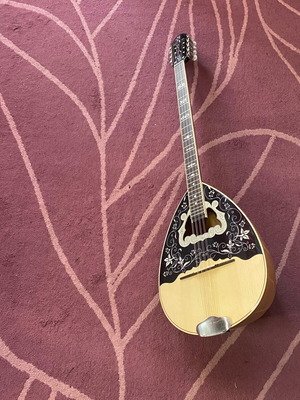 Yellow bouzouki new 8-string