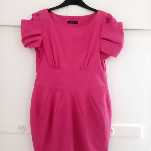 Atmosphere dress in hot pink color like new, size M