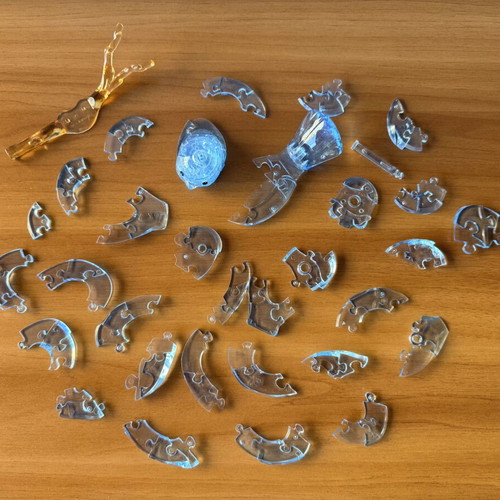 3D Crystal Puzzle Blue Bird on Branch like new