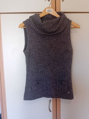 Sleeveless blouse like new, size S / 36 / 8
