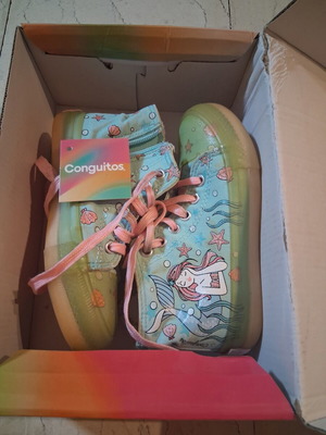 Conguitos Girls' Athletic Shoes Size 27 Like New Pink and Turquoise