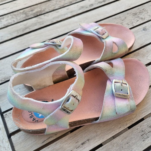 Pablosky sandals size 34, multicolored