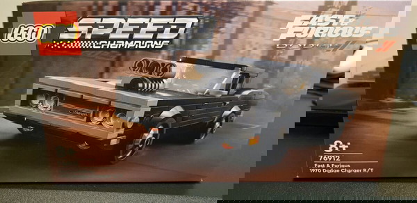 Lego Dodge Dom's Charger (Fast and Furious)