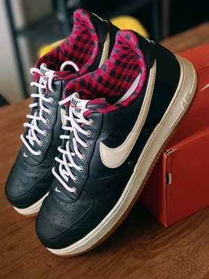 Nike Air Force 1 Low '07 LV8 like new, size 46, white and brown