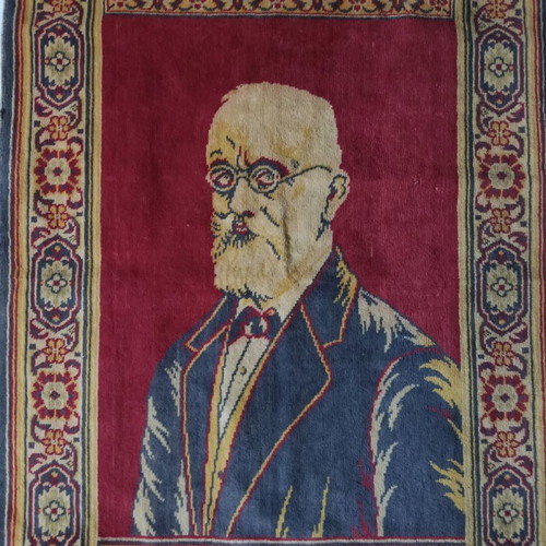 Woven rug with portrait of Eleftherios Venizelos used