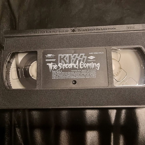 KISS The Second Coming 2 x VHS like new, rock