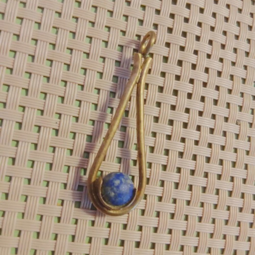 Vintage pendant with lapis lazuli and geometric design, like new