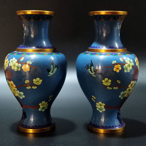 Cloisonné vases like new, 24cm height, pair
