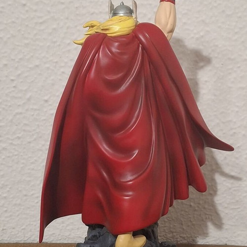 Thor Marvel Bowen Designs Limited Edition Statue 2001 like new