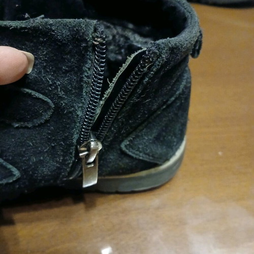 Winter boots for boys size 32 dark blue used in very good condition