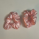 Scrunchie pink like new