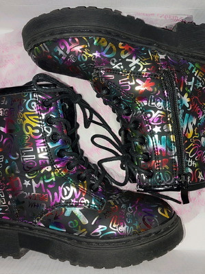 Boots size 29 like new, multicolor