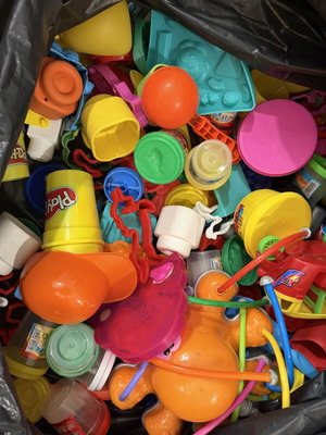 Play-doh molds used, assorted set