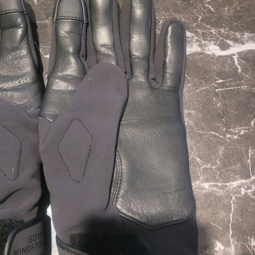 Alpinestars motorcycle gloves like new, windproof, size M