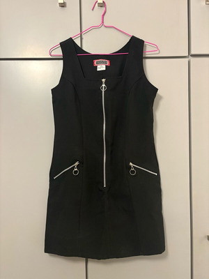 Black mini dress Medium with zipper and metallic details like new